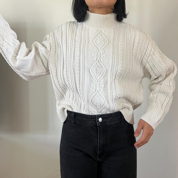 Vintage White Cable Knit Turtleneck Sweater Cozy Classic - Picture 8 of 11